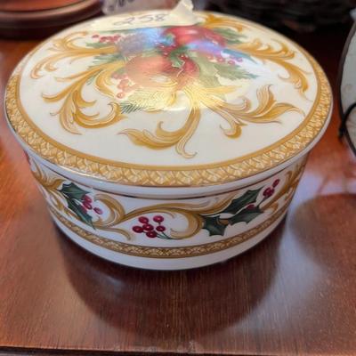 Decorative Dish with Lid - Lot 258