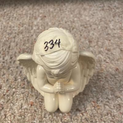 Angel Figurine - Lot 334