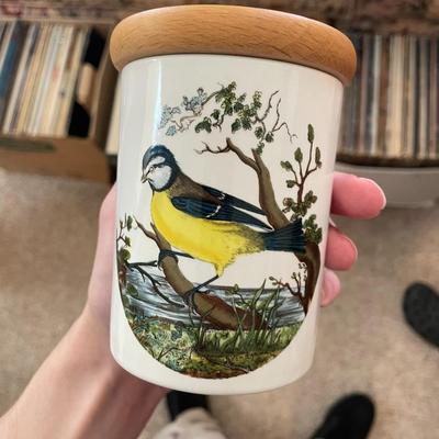 Portmeirion Decor with Wooden Lid - Lot 337