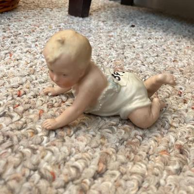 Baby Figurine - Lot 343