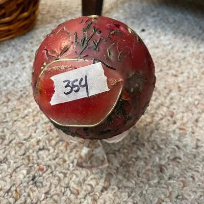 Decorative Ball / Candle - Lot 354