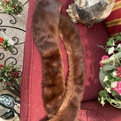 2 Vintage Fur Collars - Lot 388