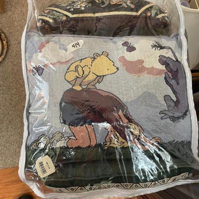 Bag of Pillows - Lot 414