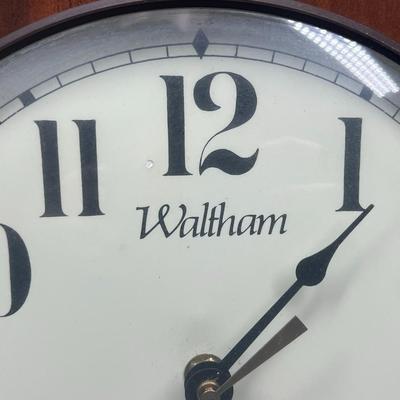 Vintage Waltham Quartz Octagon Battery Operated Wall Clock