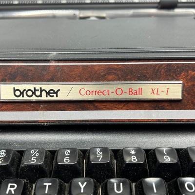 Vintage Brother Model No. 7300 Correct-O-Ball XL-1 Portable Electric Business Writing Travel Typewriter