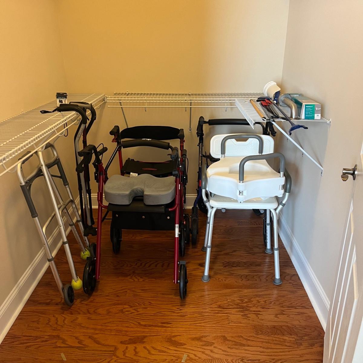 Drive F22 Rollator Walker & More Home Health (BRMG)