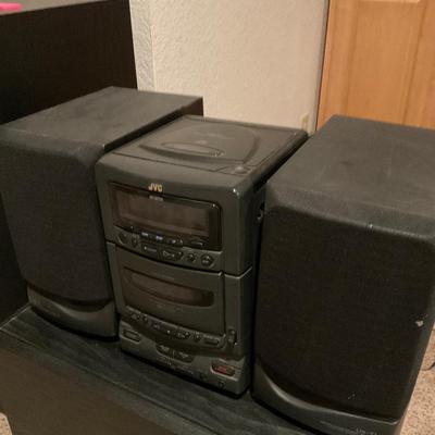 JVC  STEREO AND SPEAKERS ðŸ”Š