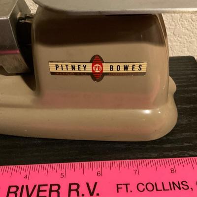 Vintage Pitney/ Bowes Scale