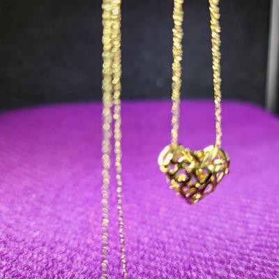 14K Gold Chain w/Unmarked Heart Pendant