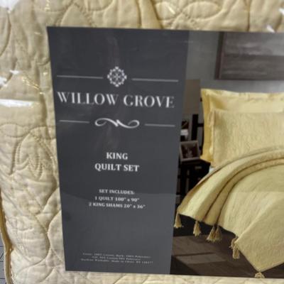 Millgrove King Size Quilt NEW 