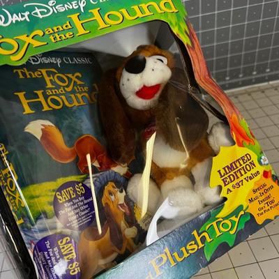 Fox and The Hound Plush Toy Gift Box 