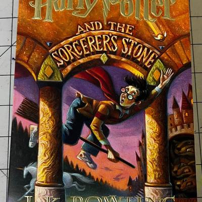 HARRY POTTER & Sorcerer's  STONE 1st Paperback Edition