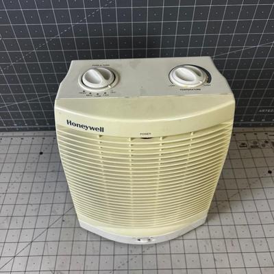 Honey Well Space Heater 
