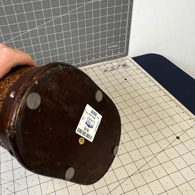 Bottle Tote or Carrying Box. 