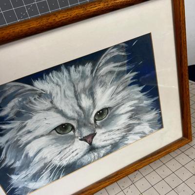 Pussy Cat Picture WHITE CAT in  Pastel or Water Color? 