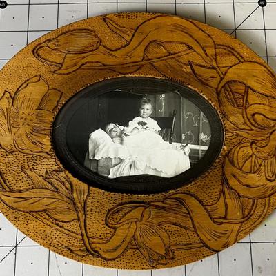 Vintage 1907 Baby Picture in handcrafted Frame