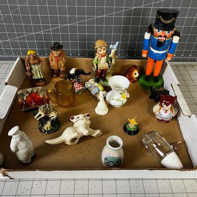 Tray of Miniature Figurines: Toothpick hold, Nutcracker etc.