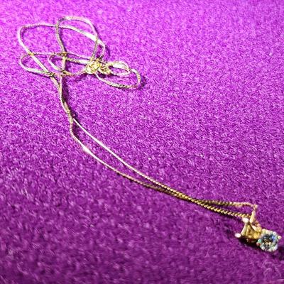 14K Woven Gold Chain w/Costume Pendant
