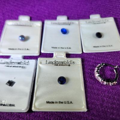 Collection of Unmounted Gems Plus One