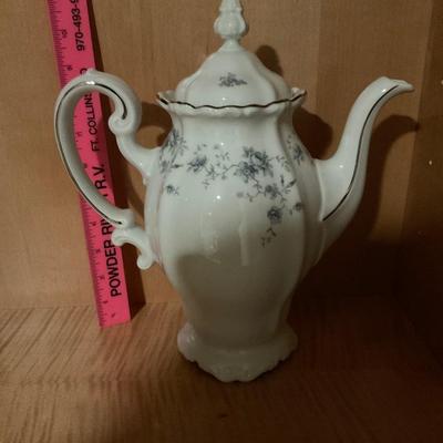 Johann HaviLand Bavaria  Germany Tea pot, with creamer and sugar.