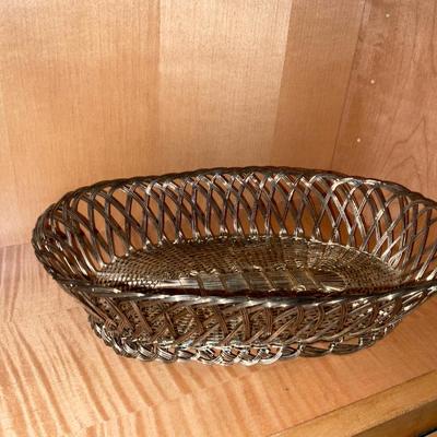 12â€ wire basket