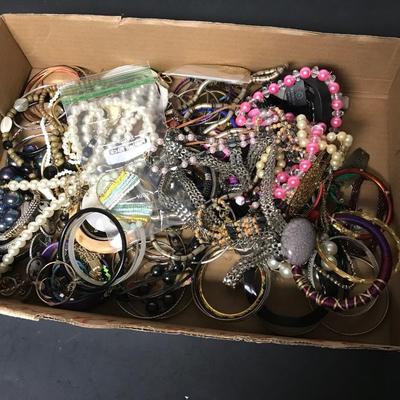 ESTATE JEWELRY LOT