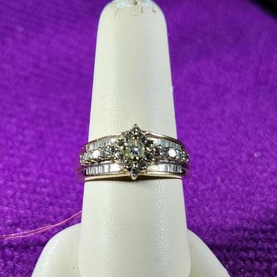 Gold Ring with Diamonds
