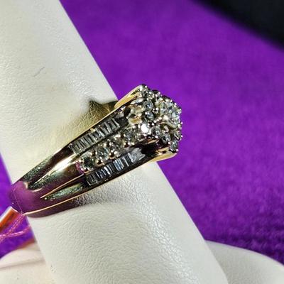 Gold Ring with Diamonds