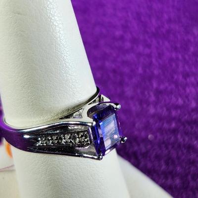 10K Gold Ring with Synthetic Tanzanite Gem