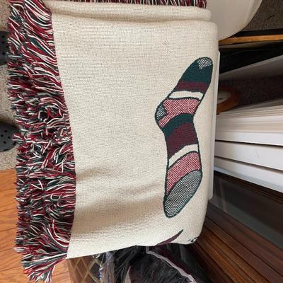 Throw Blanket - Lot 422