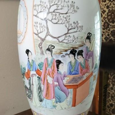 Large Republic Famille Rose Chinese Palace Vase