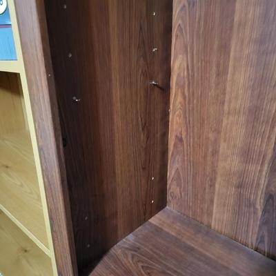 1 Double Shelf Wall Unit