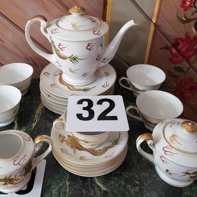 Victora China Lot