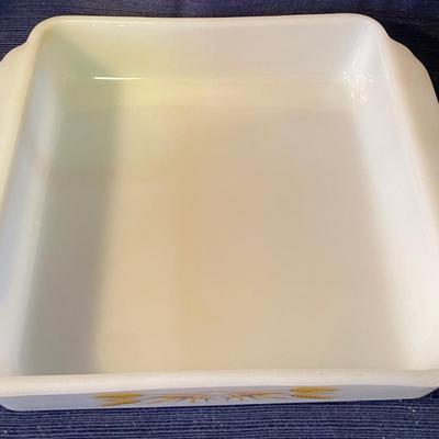 Vintage Fire King 452 8â€ Baking Dish
