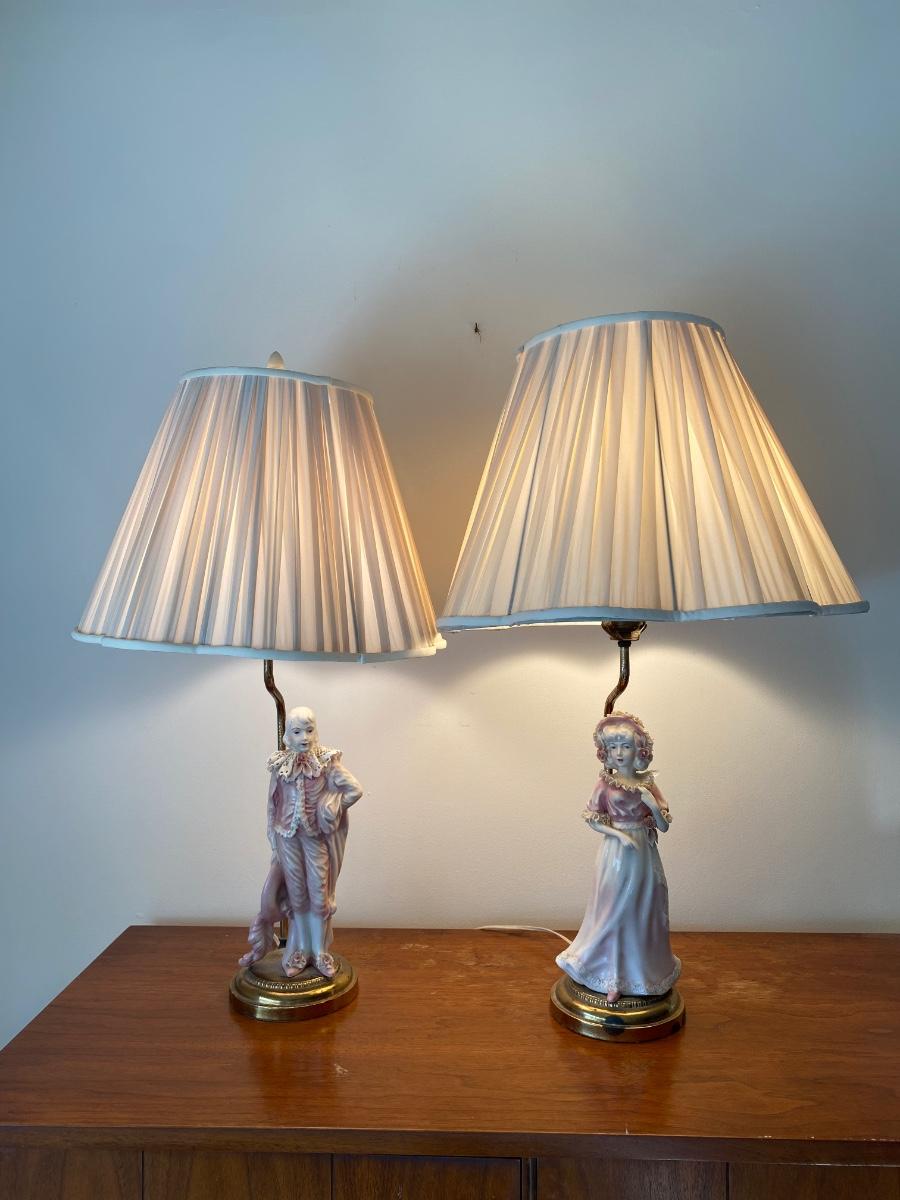 LOT 163C Pair of Vintage Figurine Lamps