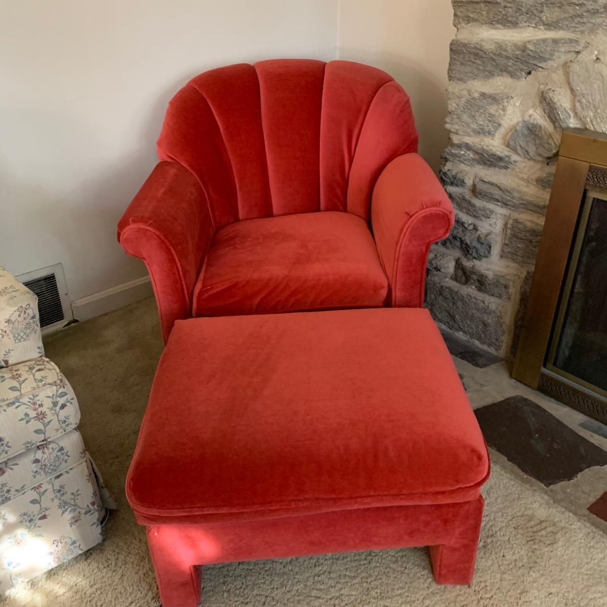 LOT 375R Bassett Furniture Accent Chair & Ottoman Velvet/Red