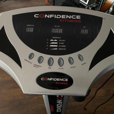 LOT 57C: Condfidence Fitness Virbration Plate Power Plus