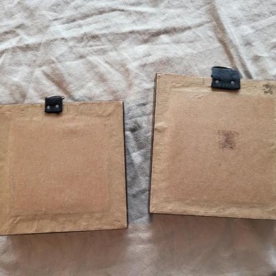 2 Framed Wall Decor