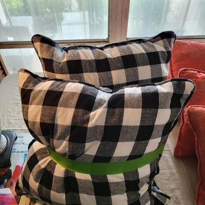 Pillow Lot