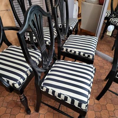 Dining Table and 6 Chairs
