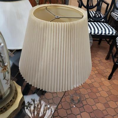 Lamp/Basket Lot