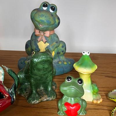 Lot of Ceramic Frog Figurines