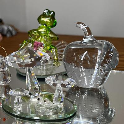 Lot Glass and Crystal Figurines