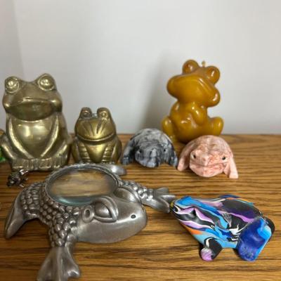 Mixed Media Lot Frog Figurines