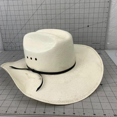 #27 Master Hatters of Texas White Hat 61 