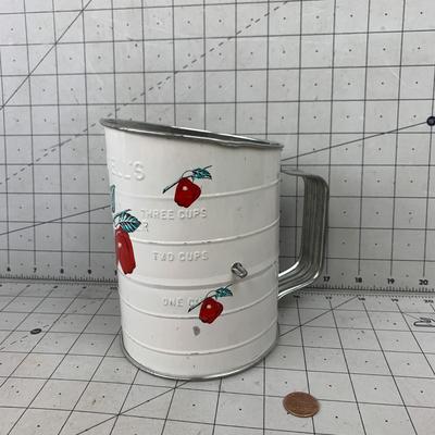 #82 Cherry White Flour Sifter