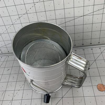 #82 Cherry White Flour Sifter