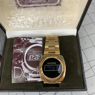 #140 Digichron Electronic Quartz Timepiece