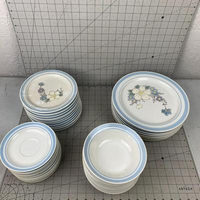 #149 Blue Flower Stoneware Plates