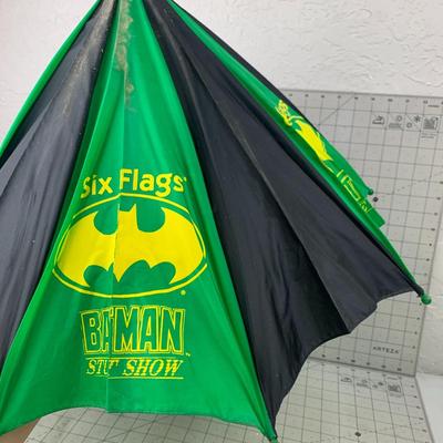 #168 Six Flags Batman Umbrella